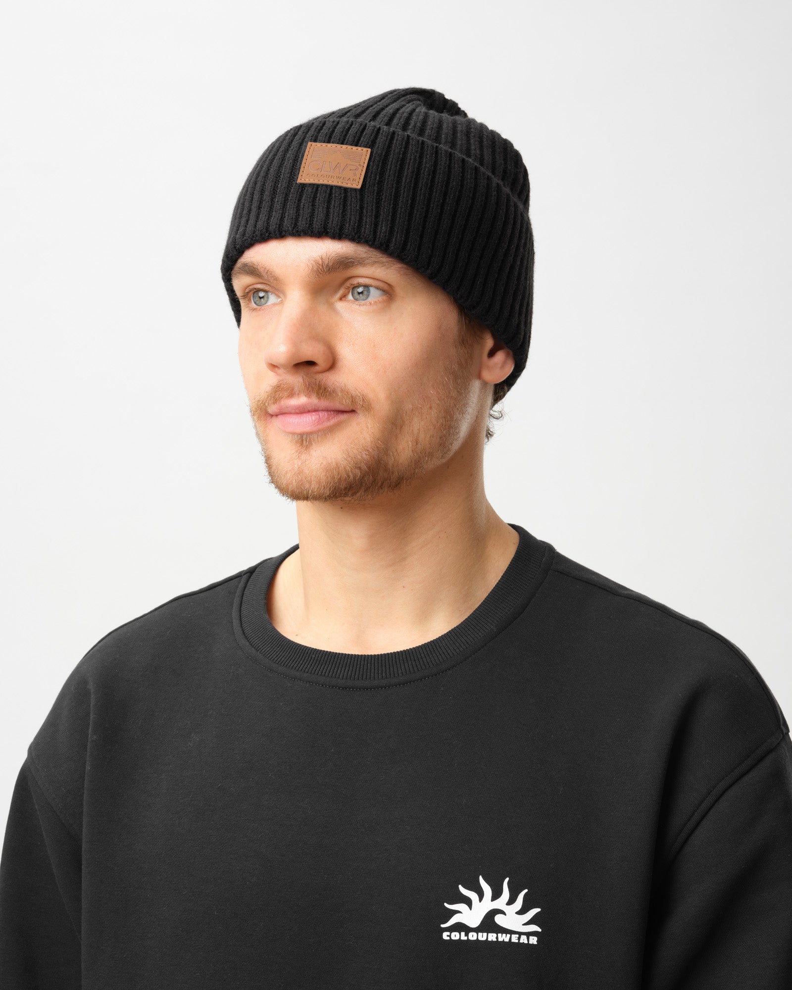 7010344_U-Badge-Beanie_Black_2.jpg