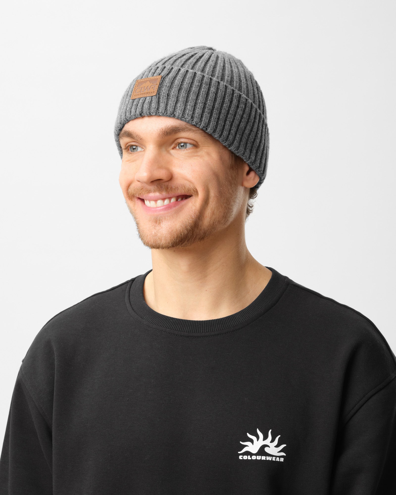 Badge Beanie - Grey Mel