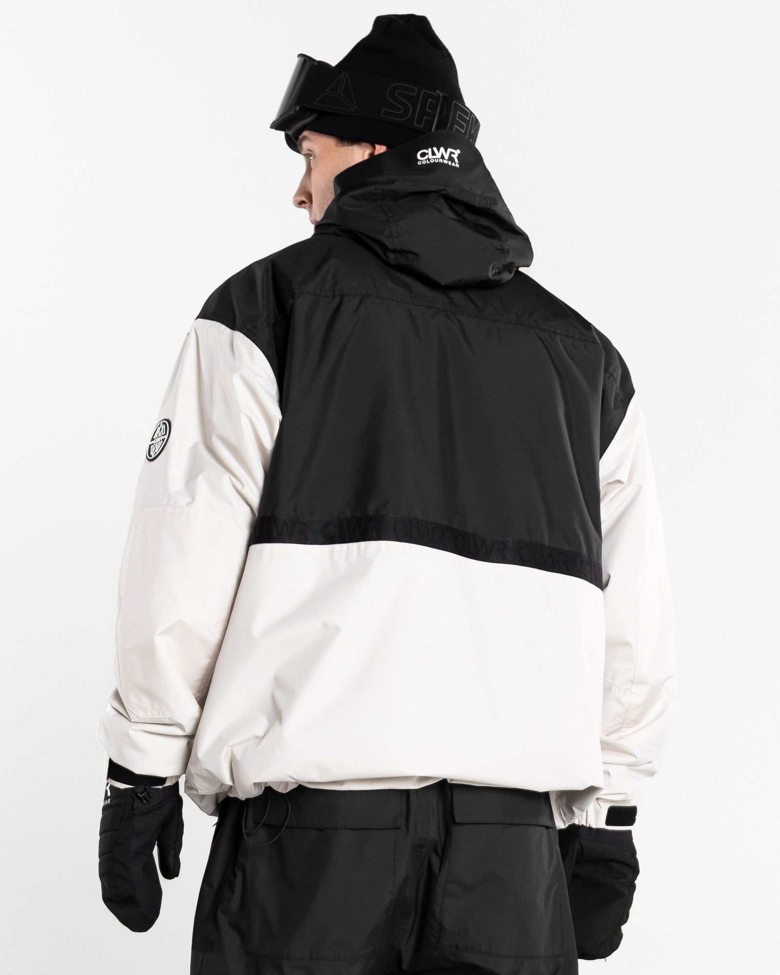 The Park Rat 07 - Off White & Black