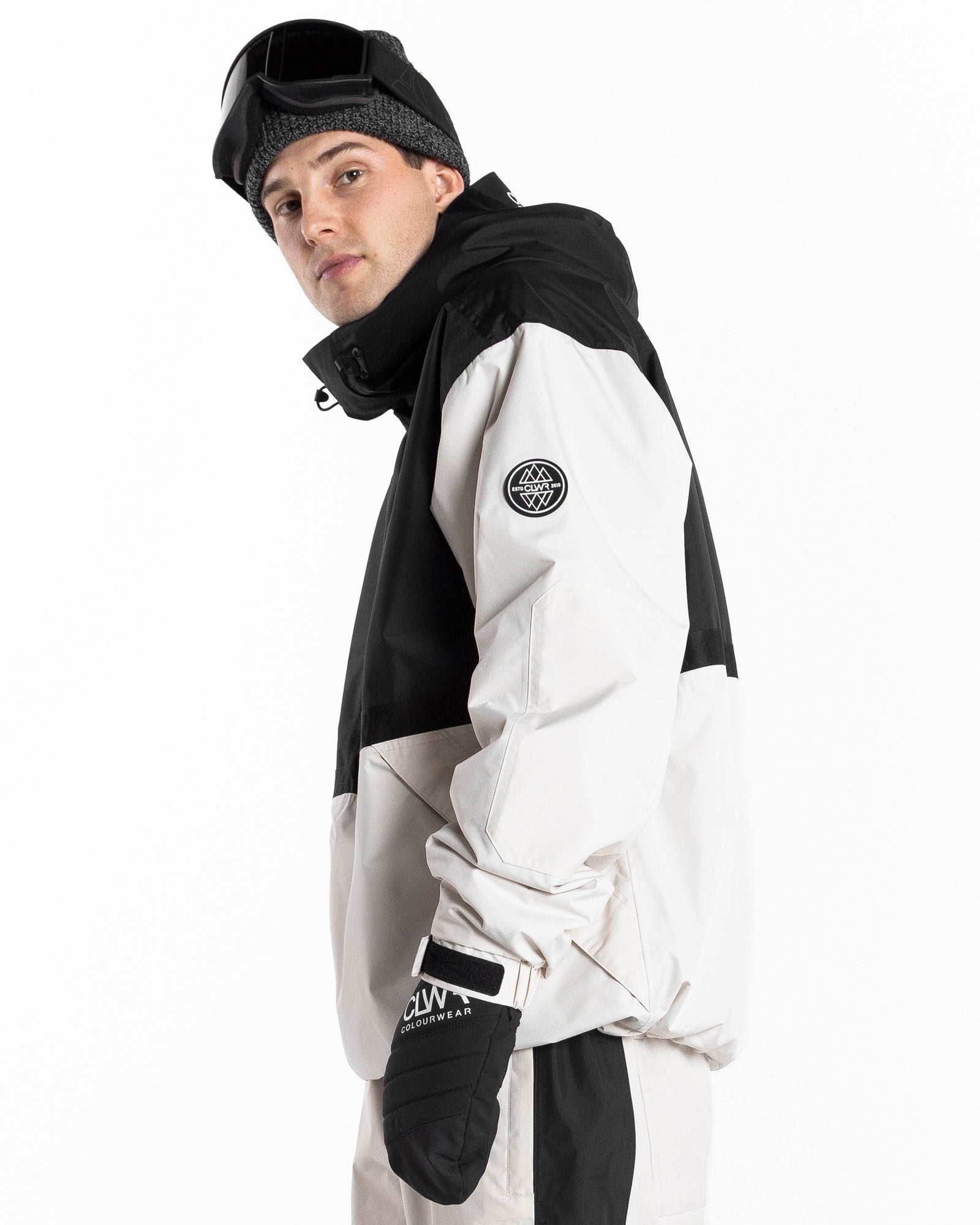 The Park Rat 07 - Off White & Black