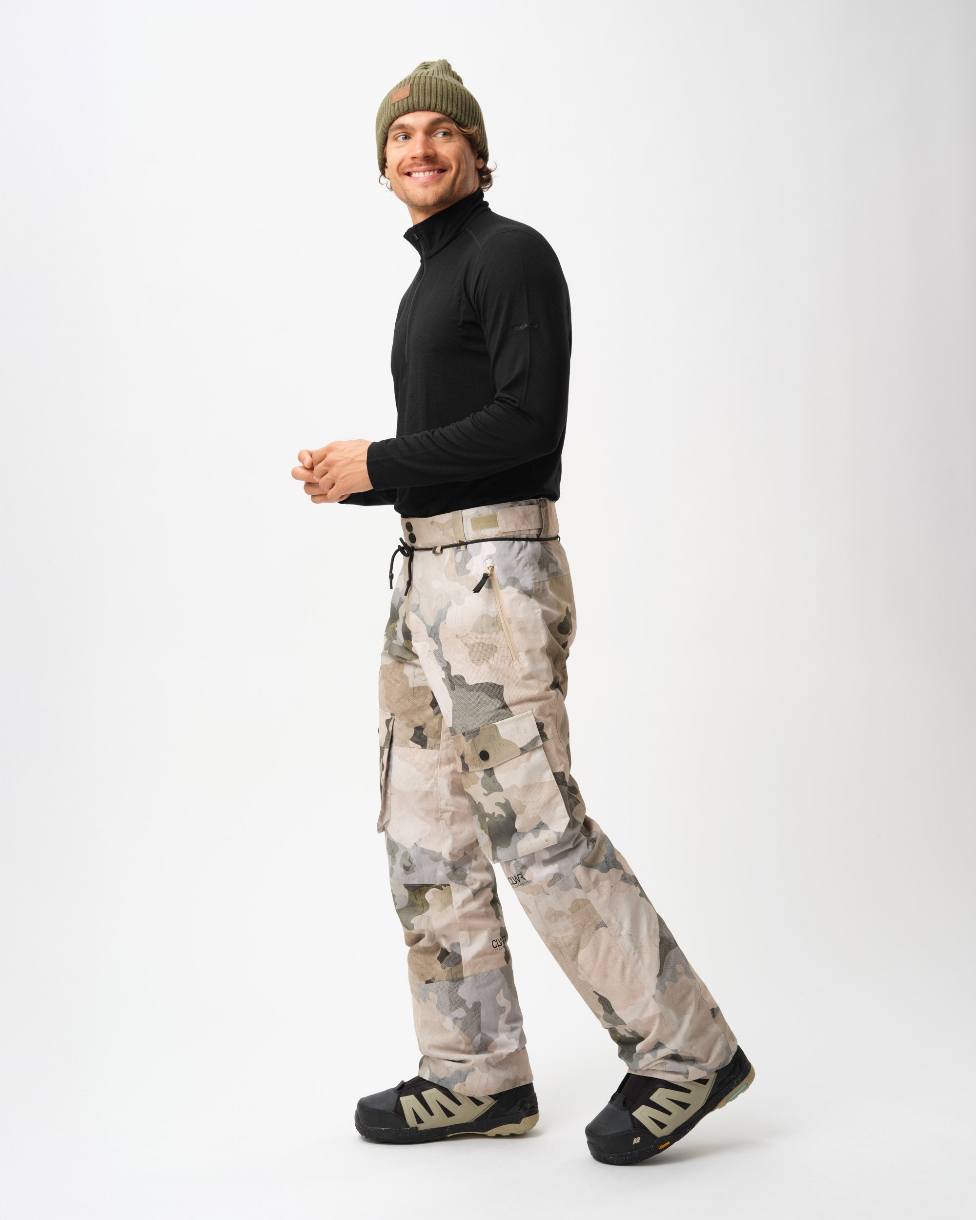 7210300_M-Flight-Pants_Water-Camo_2.jpg
