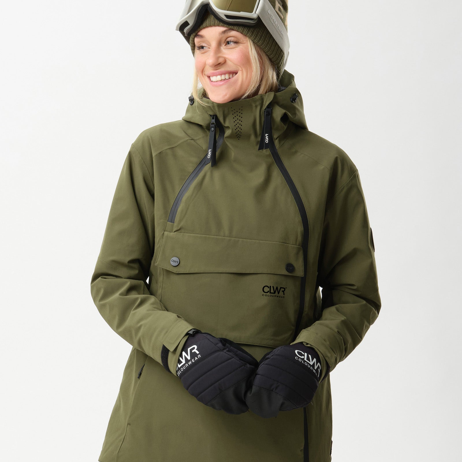 7210314_W-Cake-Anorak-2.0_Dk-Olive_1._half.jpg