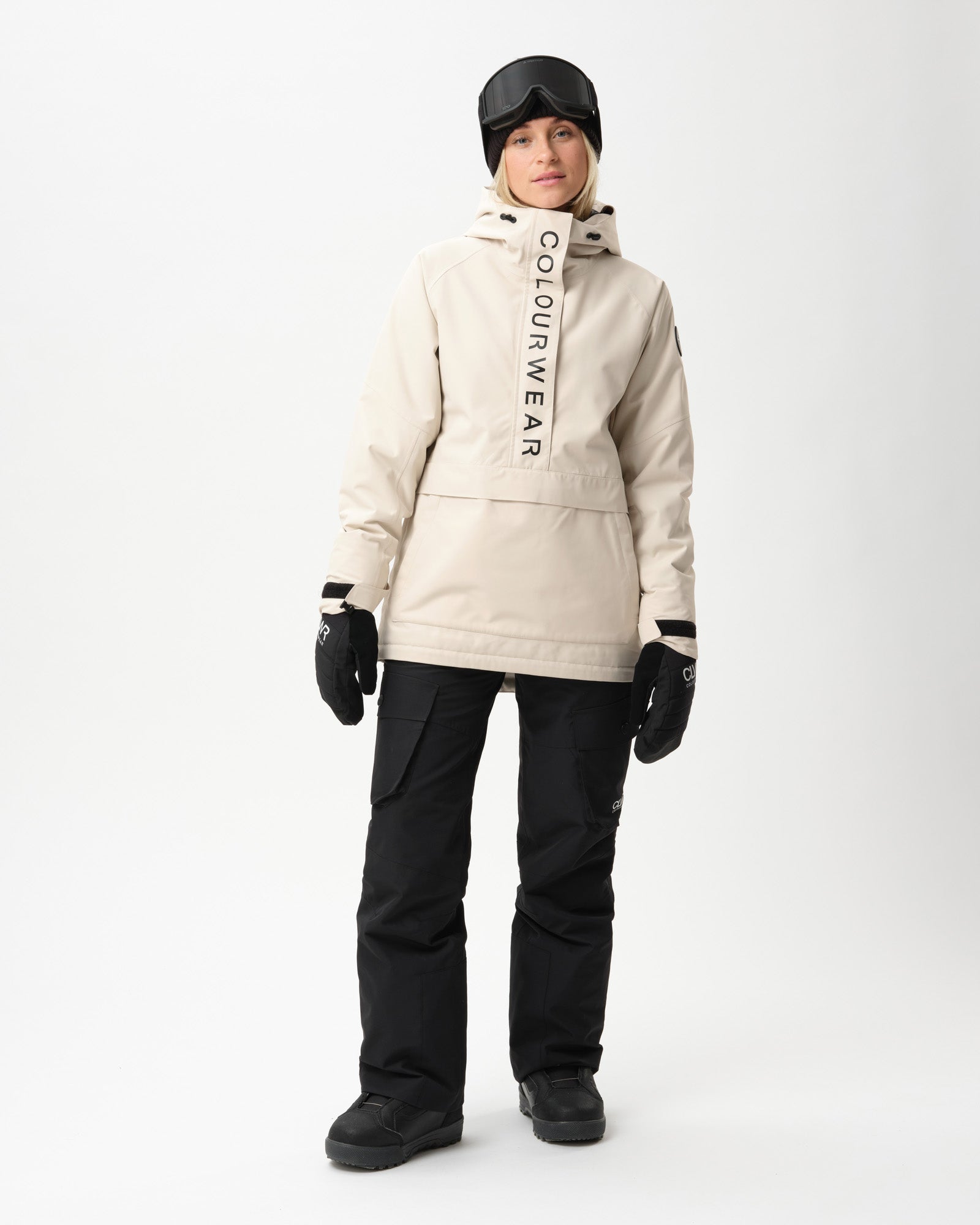 The Women's Holiday Maker 04 - Off White & Black