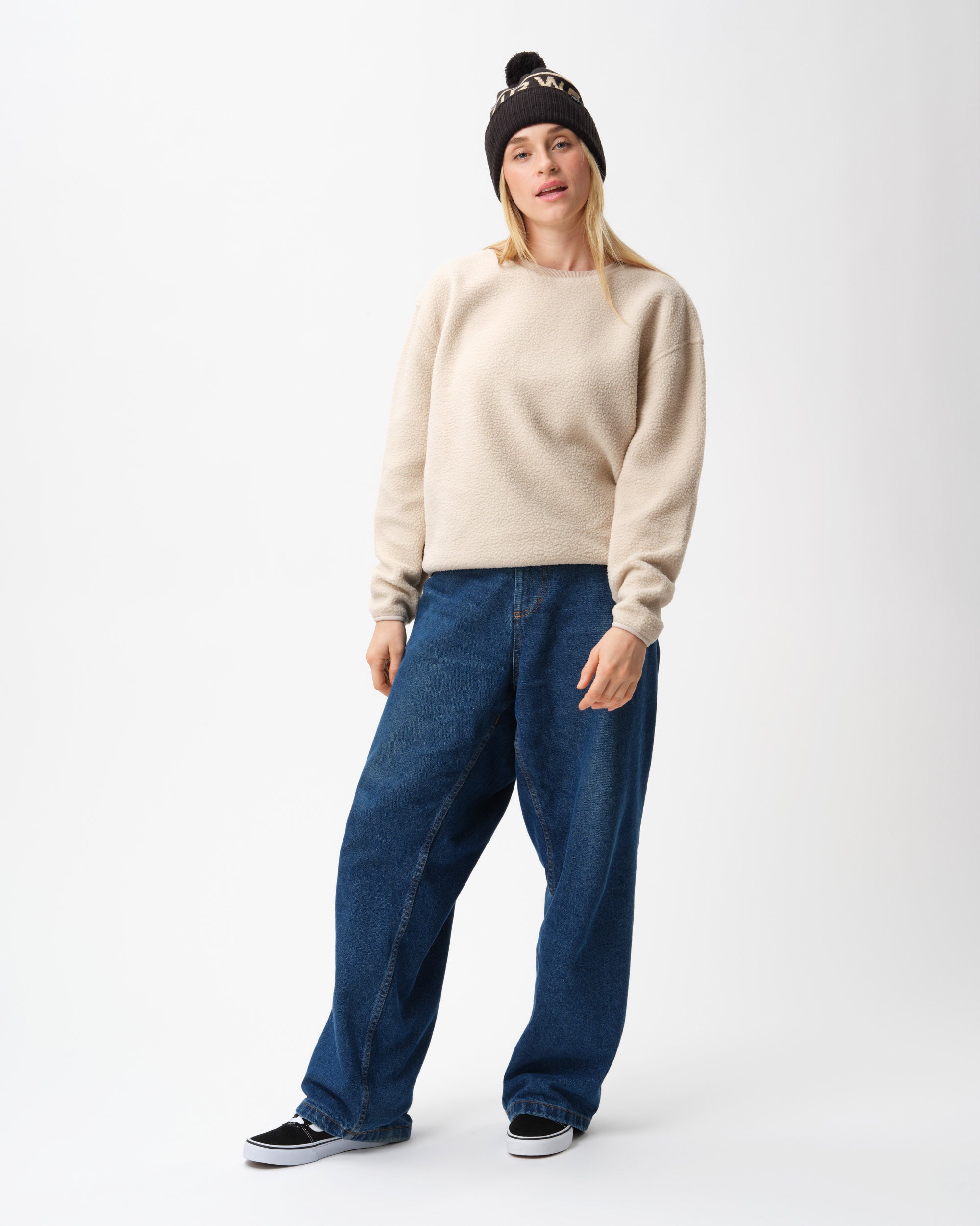 W Snug Pile Crew - Off White