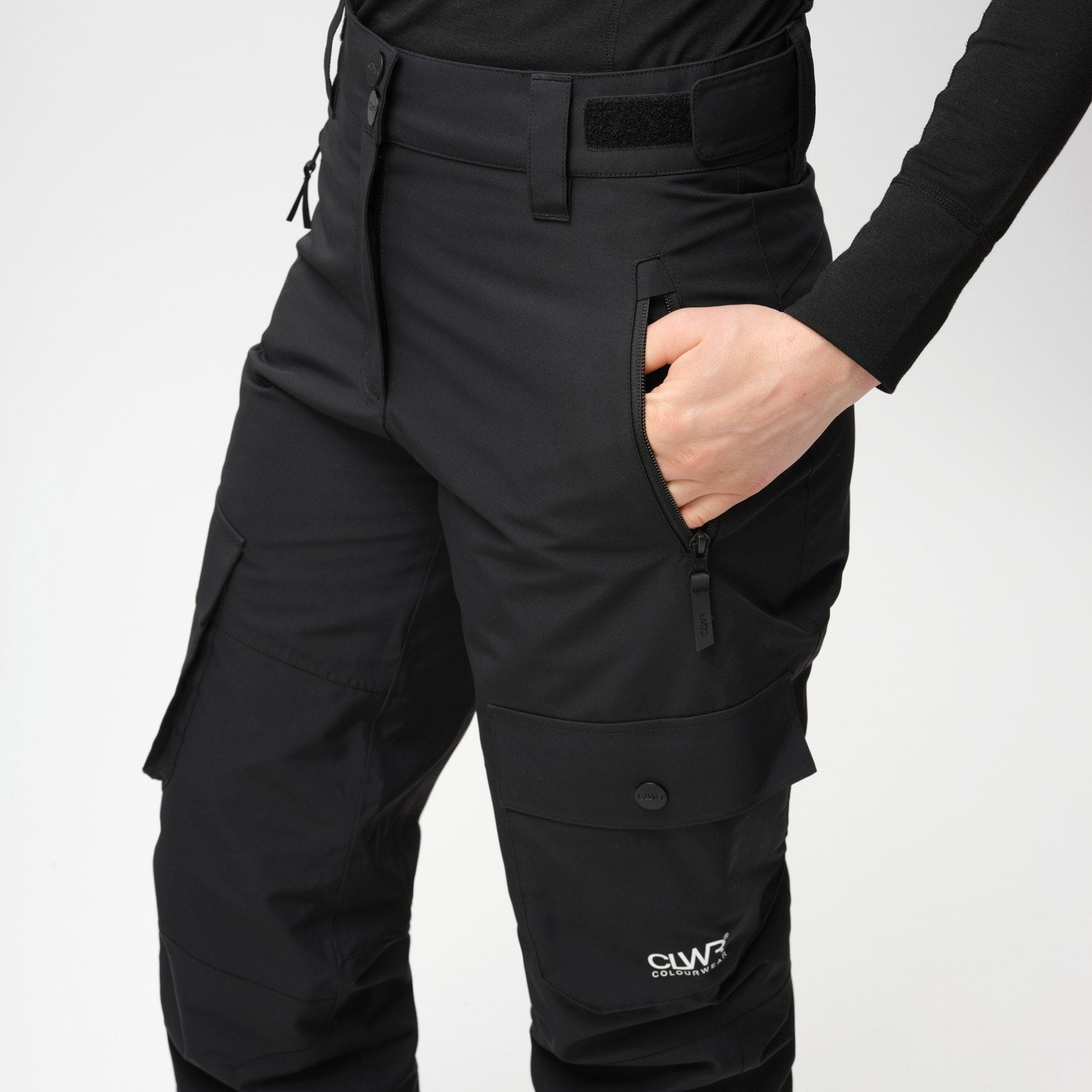 Zipped front pockets