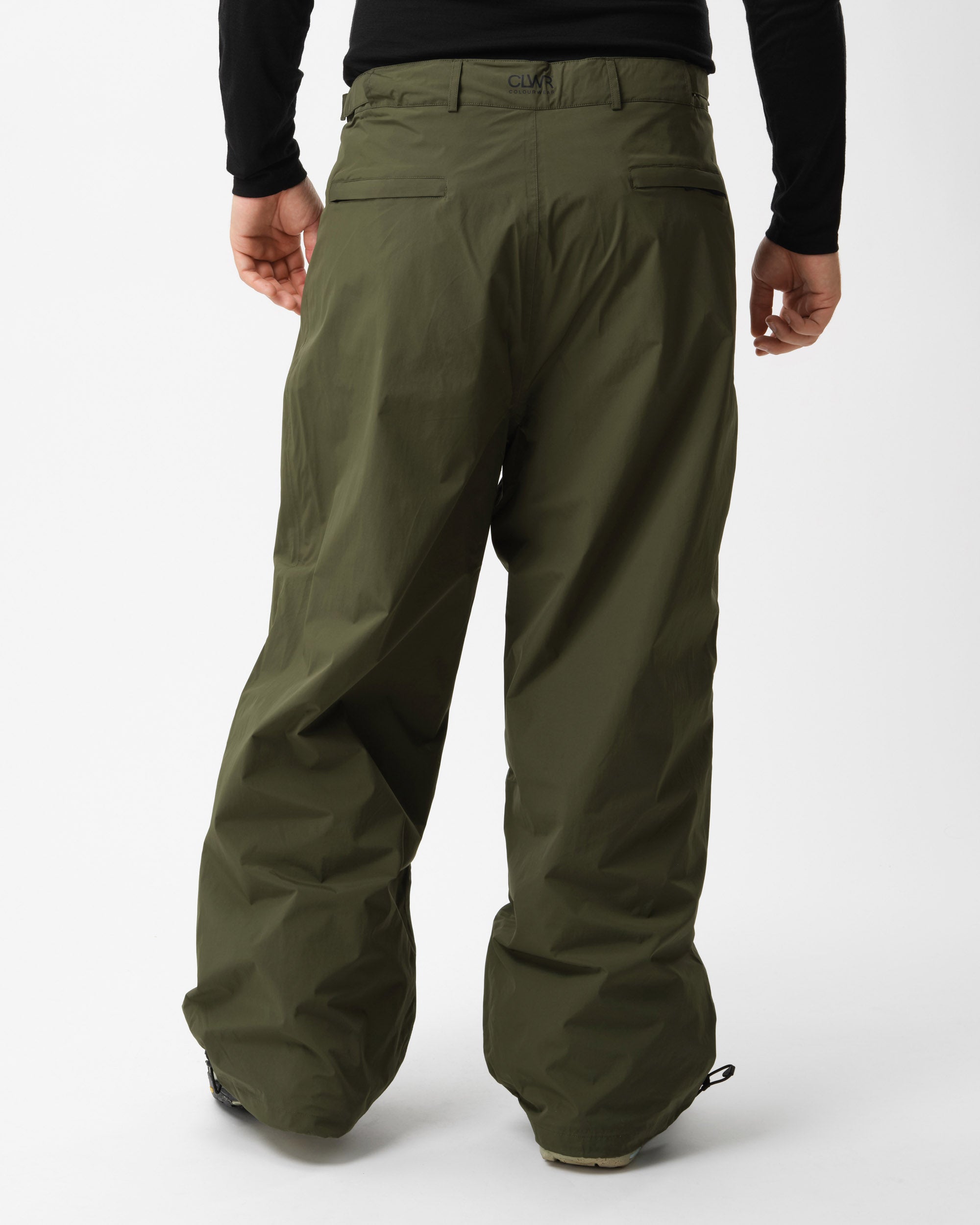 Elevate Your Snowboarding Style with BOX PANTS