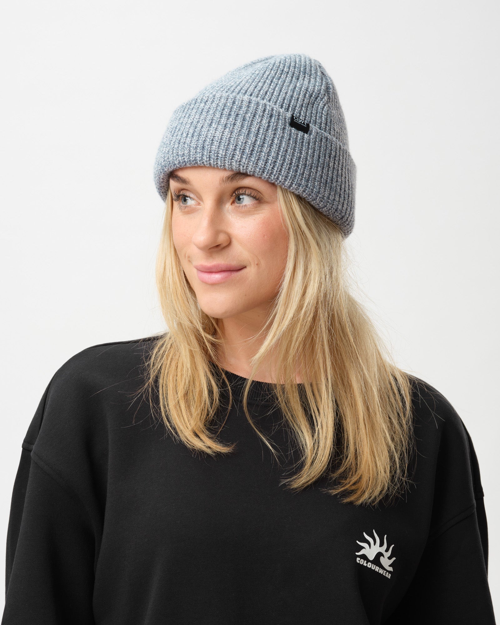 7210622_U-Crew-Beanie_Grey-Blue_1.jpg