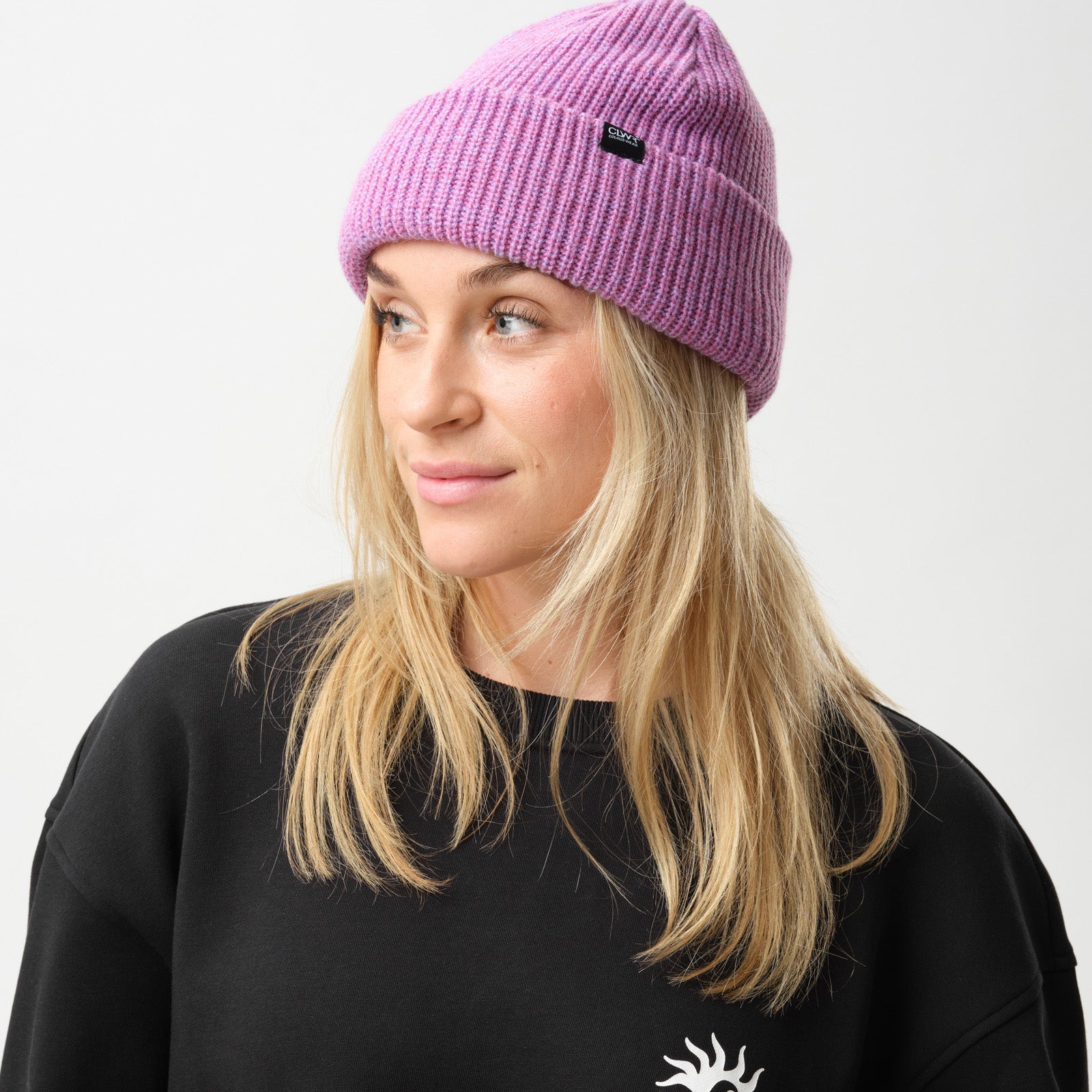 7210622_U-Crew-Beanie_Purple_1.jpg